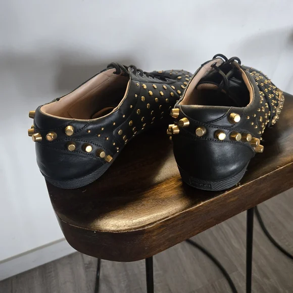 Gucci Black and Gold Studded Men's Sneakers - Picture 7 of 10